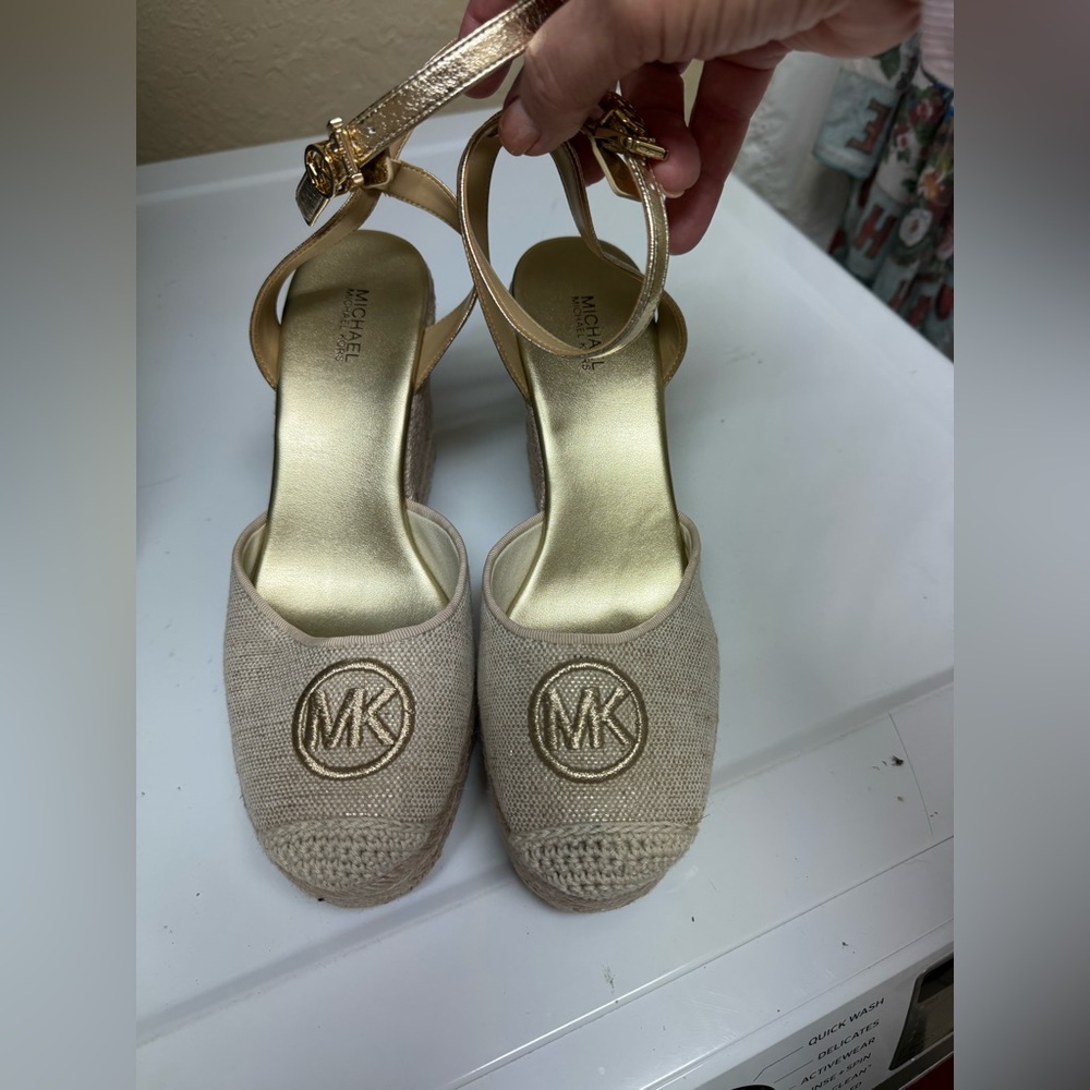 Michael Kors Beige and Gold Espadrille Sandals